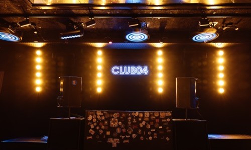 CLUB 04