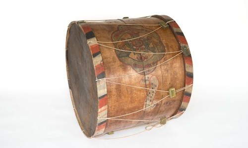 Eine Trommel erzählt: Die vergessene Geschichte der Musikgesellschaft Emmetten