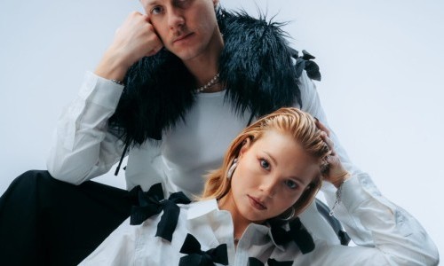 T&ecirc;te &agrave; T&ecirc;te: Justin Tinderdate t2t Elotrance, Dasha, speedmaus, Ninguno, AM1RA